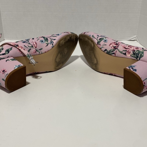JustFab Floral Ankle Strap Pump - Picture 5 of 5